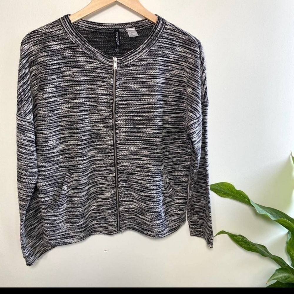 H&M Semi-Cropped Zipper Jacket